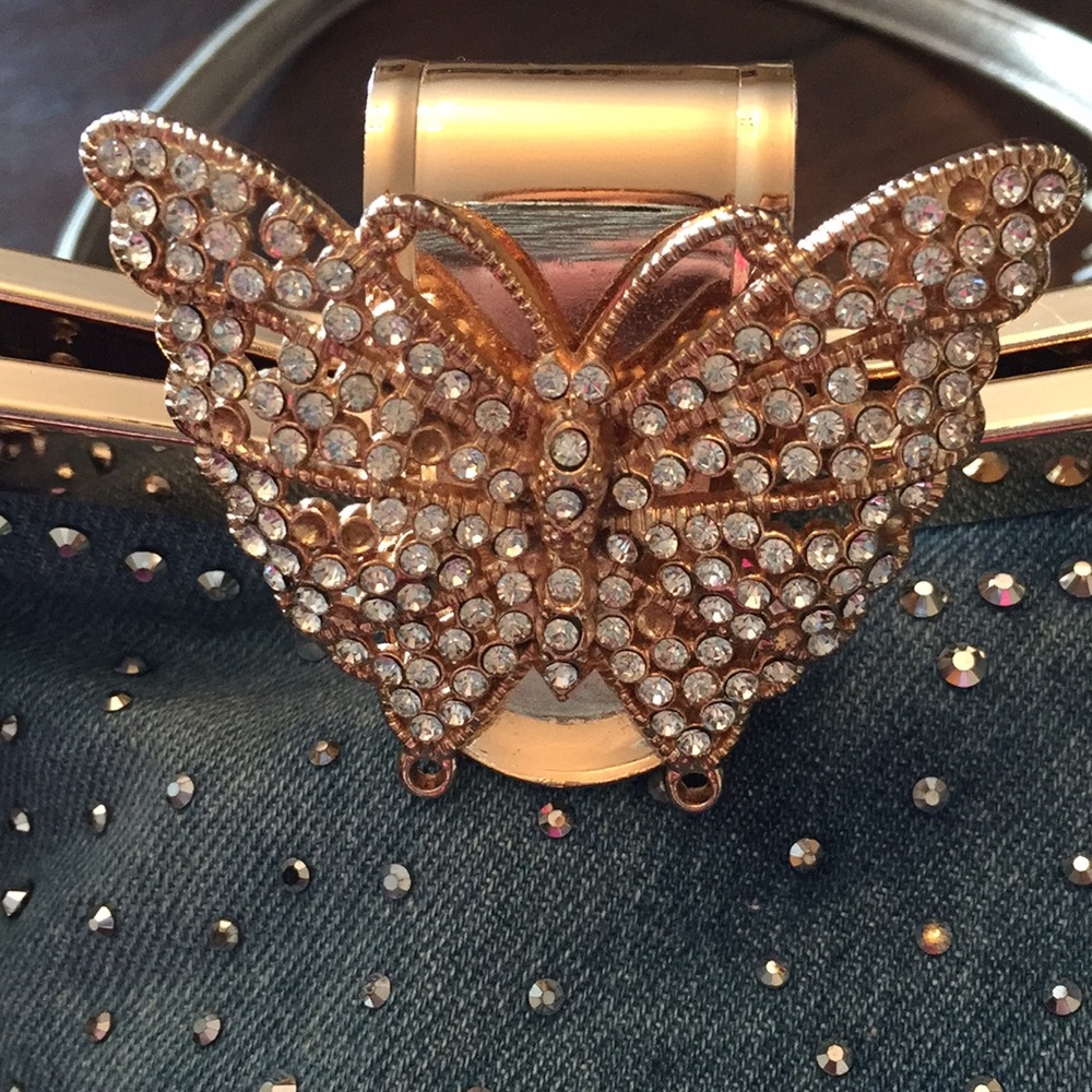 Purse - Picture 3 of 3